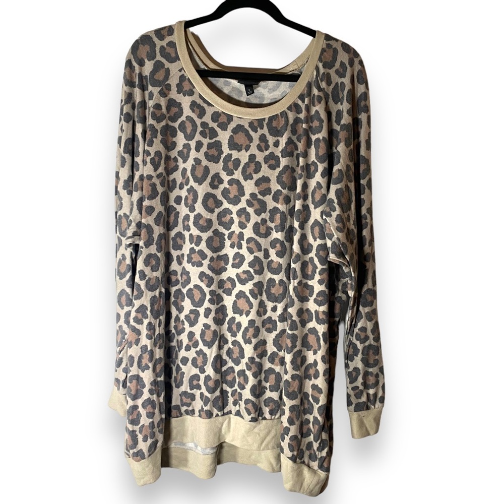 Torrid Long Sleeve Cheetah Pullover Tshirt